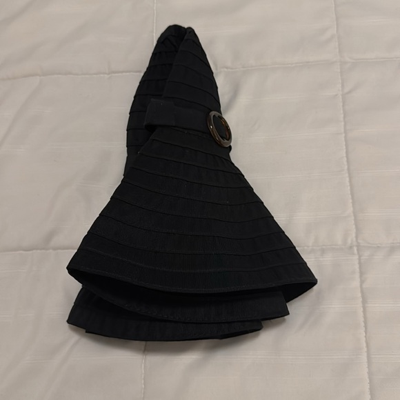 Tommy Bahama Classic Black Foldable Women's Floppy Adjustable Hat - Picture 8 of 9